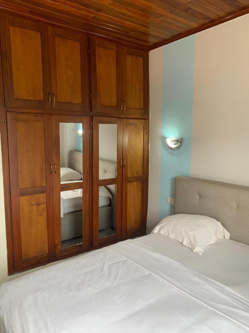 דירות Yaoundé 2Nk House מראה חיצוני תמונה